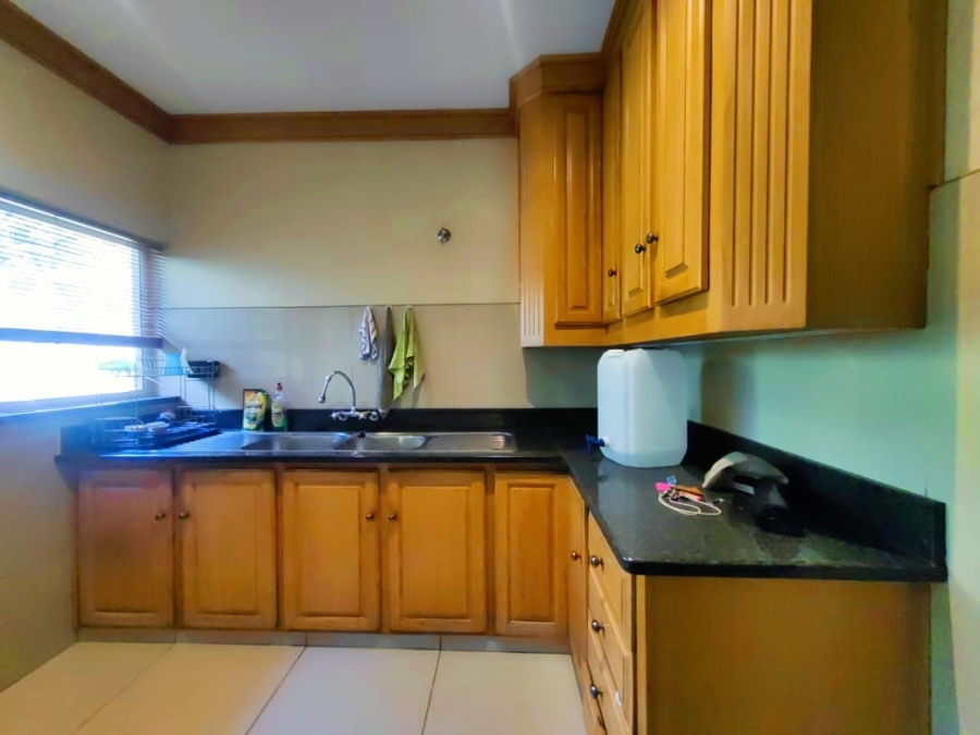 5 Bedroom Property for Sale in Grimbeeck Park North West